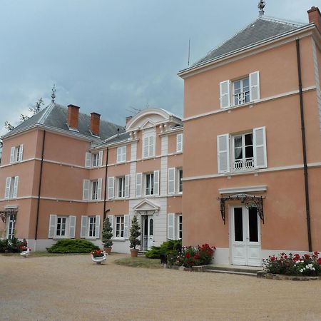 Chateau De La Chapelle Des Bois Fleurie Exteriér fotografie